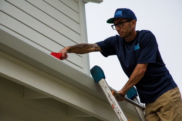 Gutter Cleaning near me San Diego CA 02